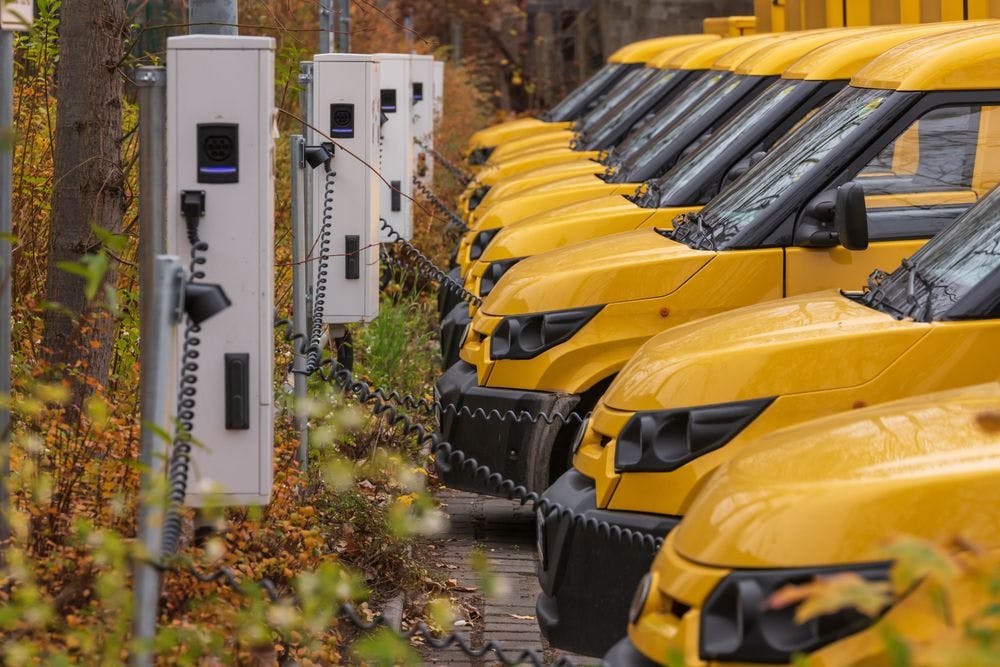 How to Transition Your Fleet to Electric Vehicles? E-mobility solutions for fleet electrification